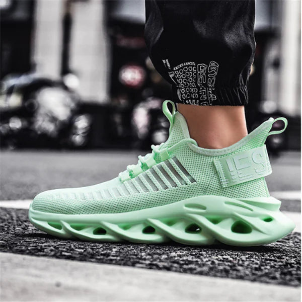 Men's BreezeKnit Sports Sneakers